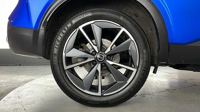 Nissan Qashqai NISSAN Qashqai 1.3 DIG-T MHEV Tekna SUV 5dr Petrol Hybrid Manual Euro 6 (s/s) (1