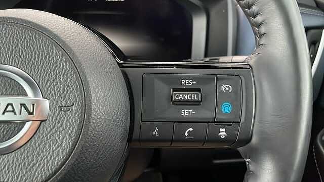 Nissan Qashqai NISSAN Qashqai 1.3 DIG-T MHEV Tekna SUV 5dr Petrol Hybrid Manual Euro 6 (s/s) (1