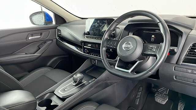 Nissan Qashqai NISSAN Qashqai 1.3 DIG-T MHEV N-Connecta SUV 5dr Petrol Hybrid XTRON Euro 6 (s/s