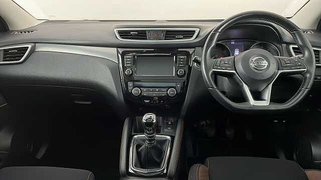 Nissan Qashqai NISSAN Qashqai 1.3 DIG-T N-Motion SUV 5dr Petrol Manual Euro 6 (s/s) (140 ps)