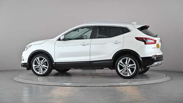 Nissan Qashqai NISSAN Qashqai 1.3 DIG-T N-Motion SUV 5dr Petrol Manual Euro 6 (s/s) (140 ps)