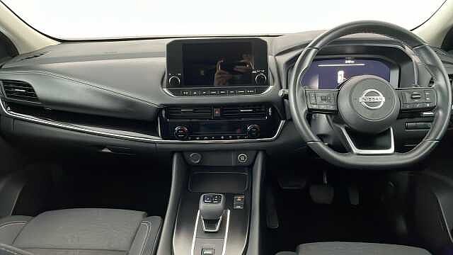 Nissan Qashqai NISSAN Qashqai 1.3 DIG-T MHEV N-Connecta SUV 5dr Petrol Hybrid XTRON Euro 6 (s/s