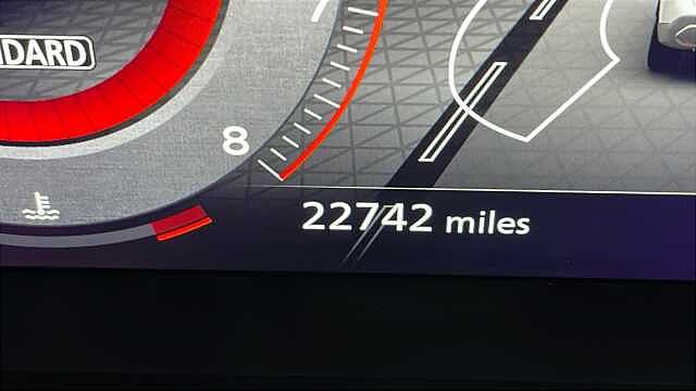 Nissan Qashqai NISSAN Qashqai 1.3 DIG-T MHEV N-Connecta SUV 5dr Petrol Hybrid XTRON Euro 6 (s/s