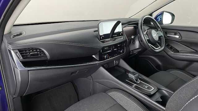 Nissan Qashqai NISSAN Qashqai 1.3 DIG-T MHEV N-Connecta SUV 5dr Petrol Hybrid XTRON Euro 6 (s/s