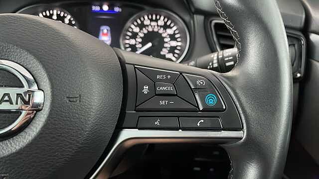 Nissan Qashqai NISSAN Qashqai 1.3 DIG-T n-tec SUV 5dr Petrol DCT Auto Euro 6 (s/s) (160 ps)