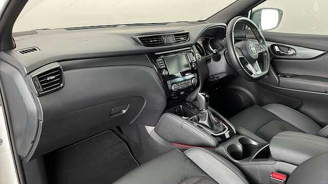 Nissan Qashqai NISSAN Qashqai 1.3 DIG-T n-tec SUV 5dr Petrol DCT Auto Euro 6 (s/s) (160 ps)