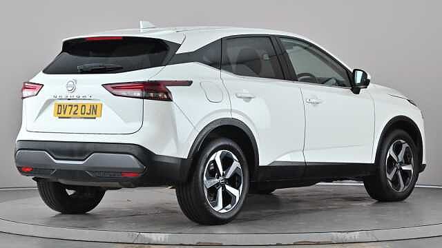 Nissan Qashqai NISSAN Qashqai 1.3 DIG-T MHEV N-Connecta SUV 5dr Petrol Hybrid Manual Euro 6 (s/