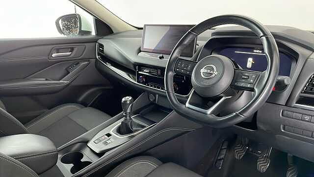 Nissan Qashqai NISSAN Qashqai 1.3 DIG-T MHEV N-Connecta SUV 5dr Petrol Hybrid Manual Euro 6 (s/