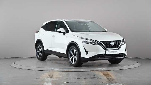 Nissan Qashqai NISSAN Qashqai 1.3 DIG-T MHEV N-Connecta SUV 5dr Petrol Hybrid Manual Euro 6 (s/