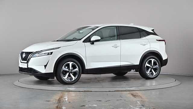 Nissan Qashqai NISSAN Qashqai 1.3 DIG-T MHEV N-Connecta SUV 5dr Petrol Hybrid Manual Euro 6 (s/