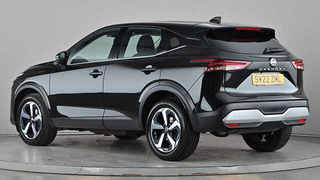 Nissan Qashqai NISSAN Qashqai 1.3 DIG-T MHEV N-Connecta SUV 5dr Petrol Hybrid XTRON Euro 6 (s/s