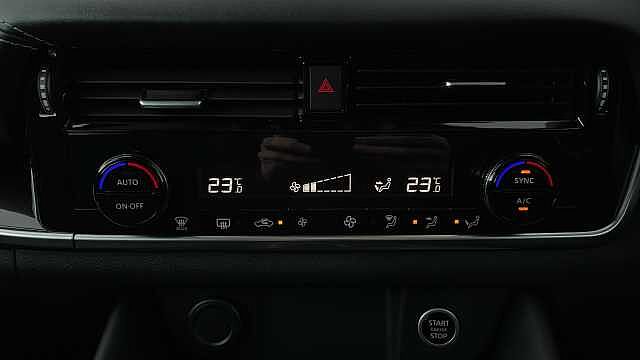 Nissan Qashqai NISSAN Qashqai 1.3 DIG-T MHEV N-Connecta SUV 5dr Petrol Hybrid XTRON Euro 6 (s/s