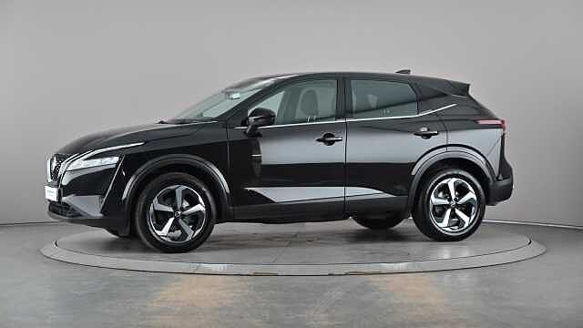 Nissan Qashqai NISSAN Qashqai 1.3 DIG-T MHEV N-Connecta SUV 5dr Petrol Hybrid XTRON Euro 6 (s/s