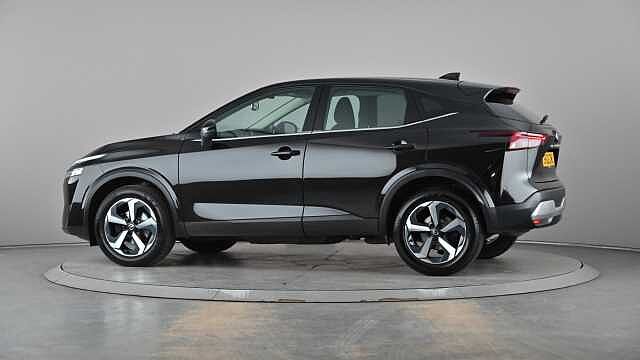 Nissan Qashqai NISSAN Qashqai 1.3 DIG-T MHEV N-Connecta SUV 5dr Petrol Hybrid XTRON Euro 6 (s/s