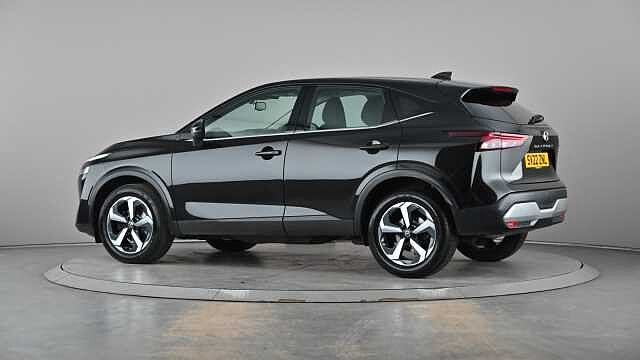 Nissan Qashqai NISSAN Qashqai 1.3 DIG-T MHEV N-Connecta SUV 5dr Petrol Hybrid XTRON Euro 6 (s/s