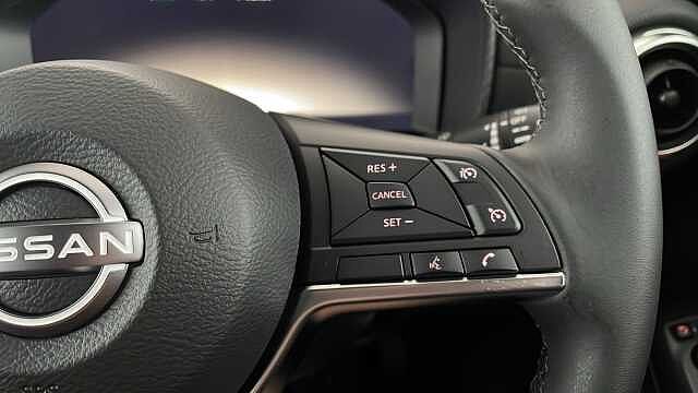 Nissan Juke NISSAN Juke 1.0 DIG-T N-Connecta SUV 5dr Petrol Manual Euro 6 (s/s) (114 ps)