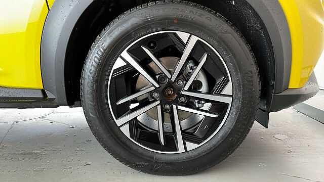 Nissan Juke NISSAN Juke 1.0 DIG-T N-Connecta SUV 5dr Petrol Manual Euro 6 (s/s) (114 ps)